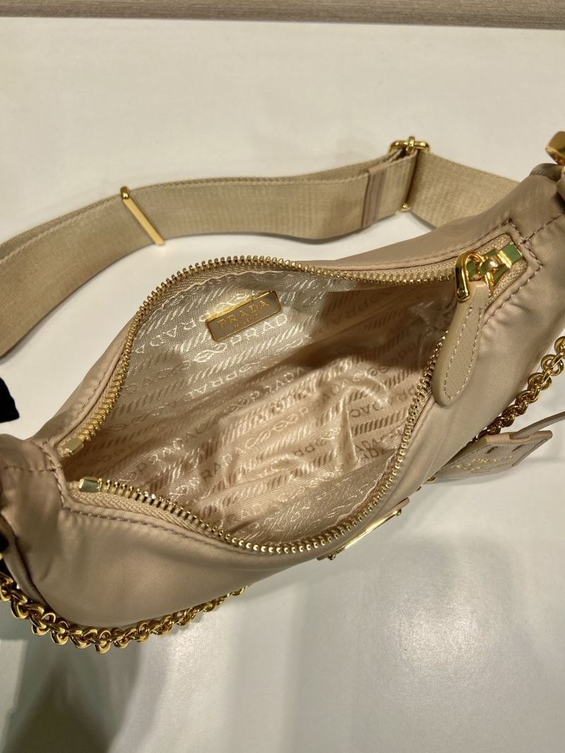 Pra*a hobo bags